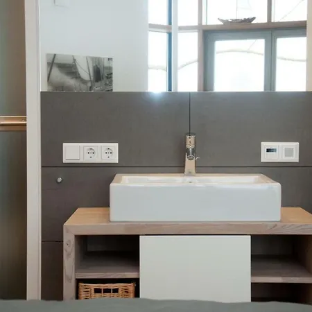 Апартаменты Urlaubsart - Seglerwohnung 8 In Am Ostseefjord Schlei